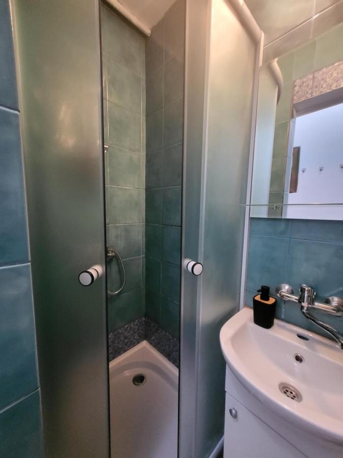 Appartement Carmen Housing 2 à Bucarest Extérieur photo
