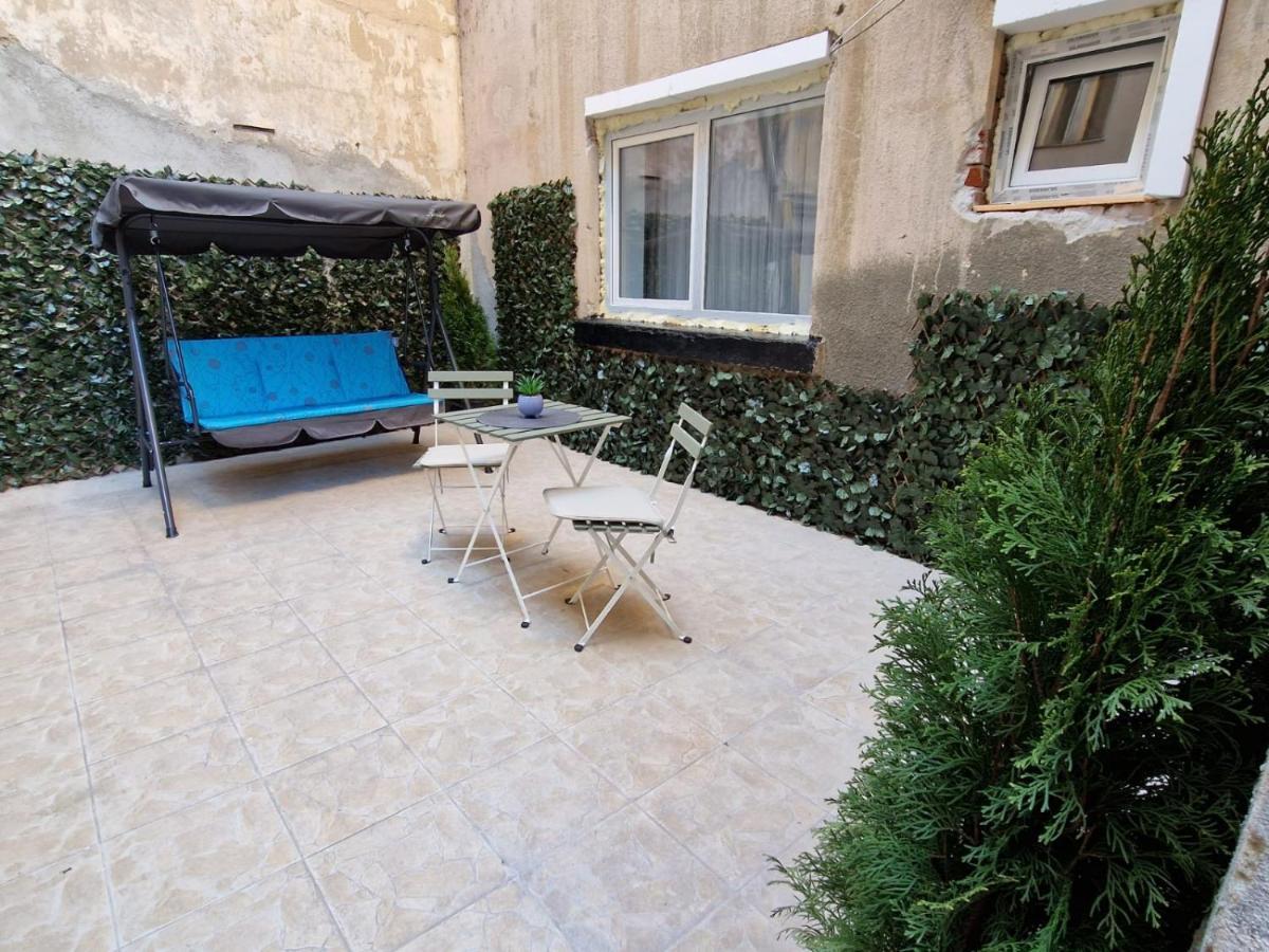 Appartement Carmen Housing 2 à Bucarest Extérieur photo